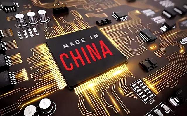 翻转了，ASML将对中国大举出货100台光刻机，不再唯美国马首是瞻