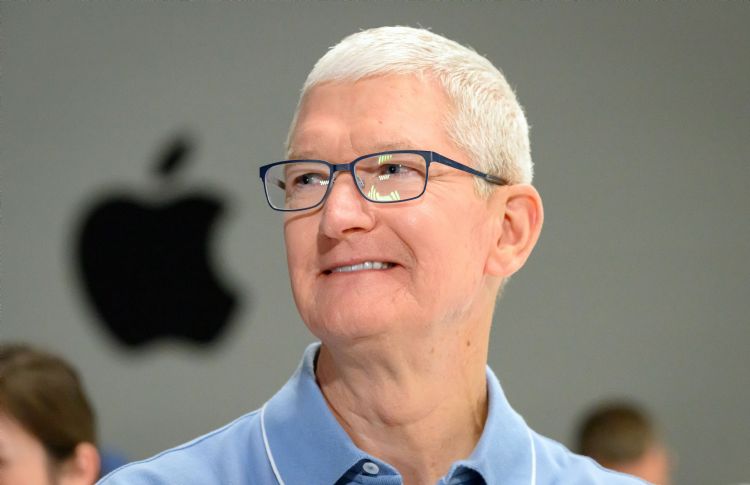 苹果CEOTim Cook指出，服务业务成长优于苹果预期。法新社