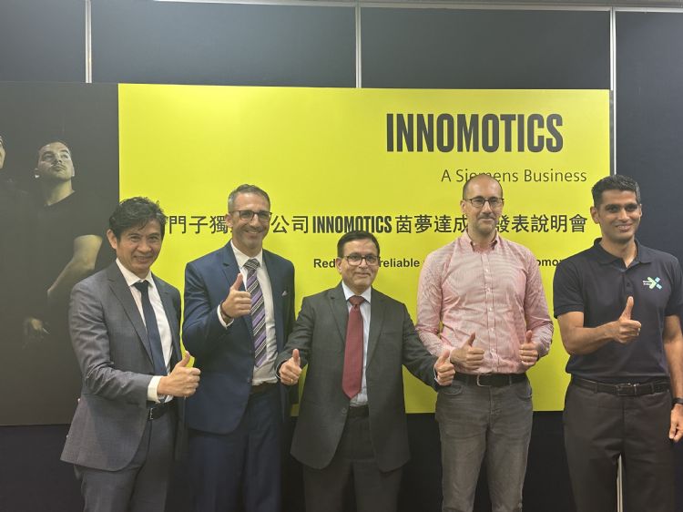 西门子公司茵梦达（Innomotics）团队首度来台与媒体会面。茵梦达亚太区总裁Satish Godbole（中）与台湾西门子数码工业总经理骆奎旭（右）。廖家宜摄