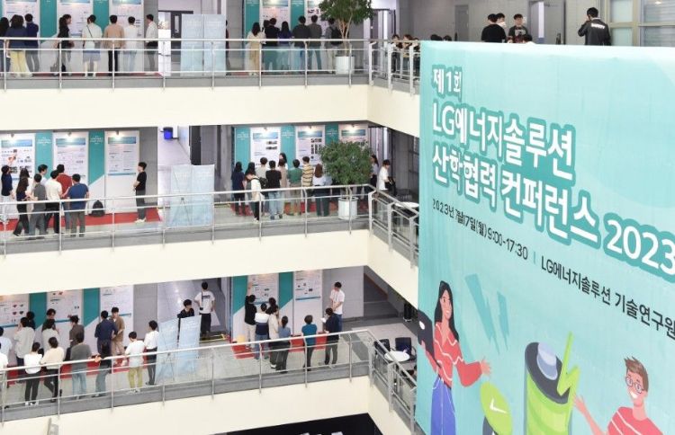 韩国电池业界推动产学合作确保人才。LGES