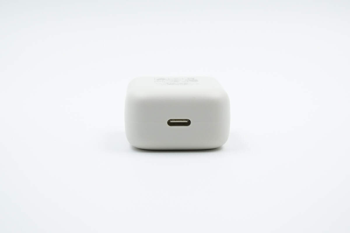 桌面玩物，小功率电器更适配，赛尔康 10W 充电器评测-充电头网