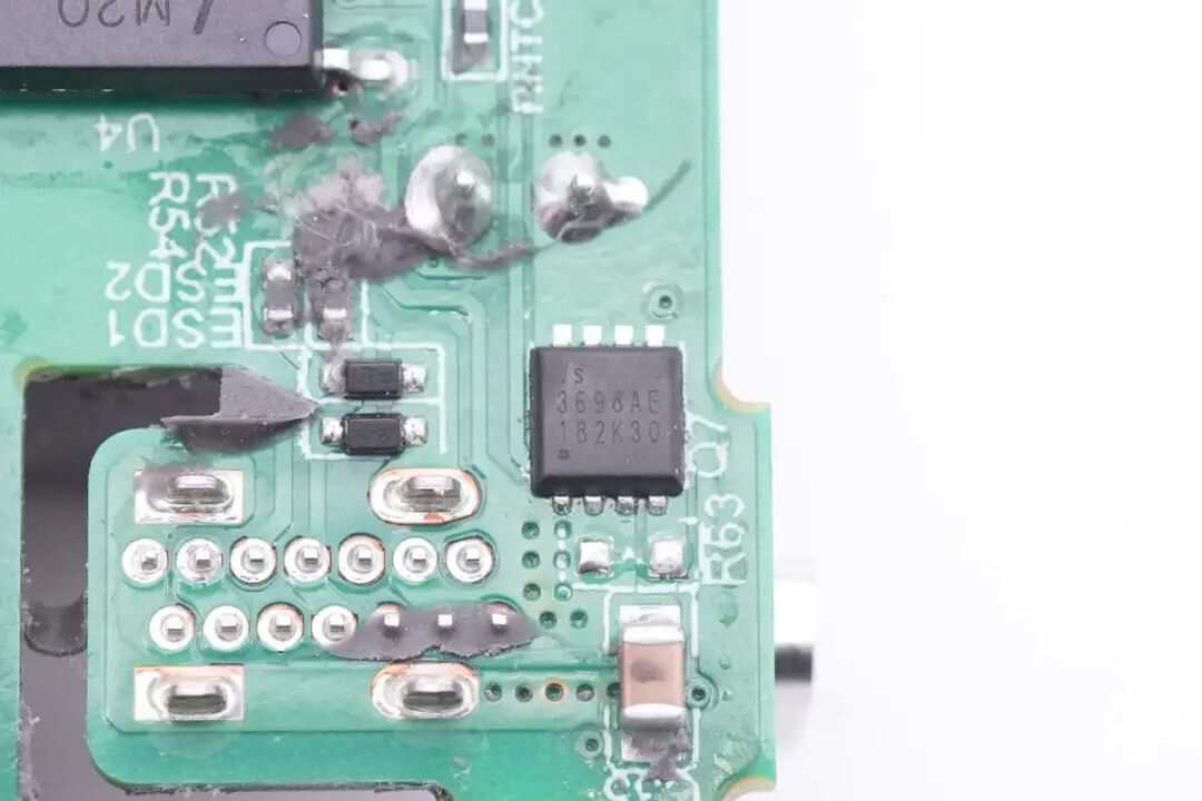 更低的损耗，更高的效率，威兆半导体功率器件进入摩托罗拉手机供应链-充电头网