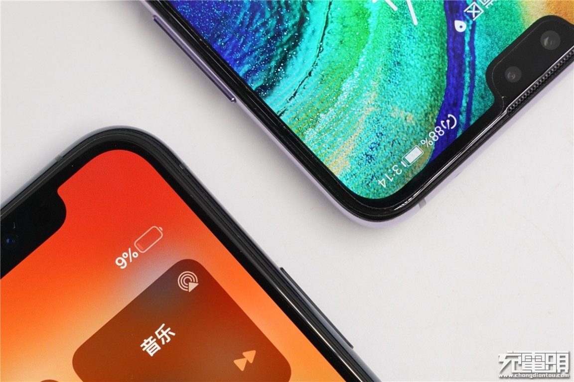 华为Mate60 Pro搭载50W无线充20W无线反向充，施比受更有福-充电头网