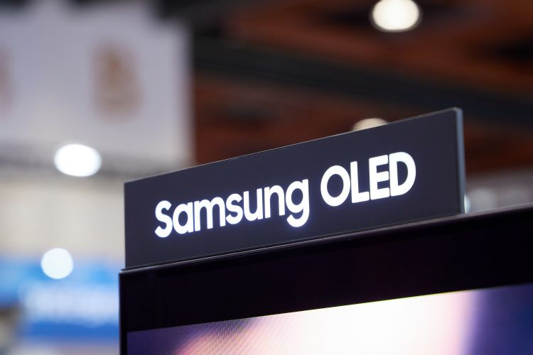 品牌挥军OLED NB前仆后继 面板供应商再添大将