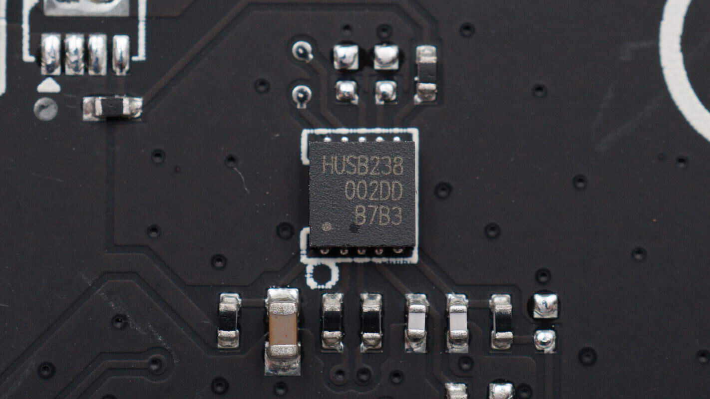 USB-C PD快充进入投影领域，联想投影仪搭载慧能泰PD诱骗芯片-充电头网