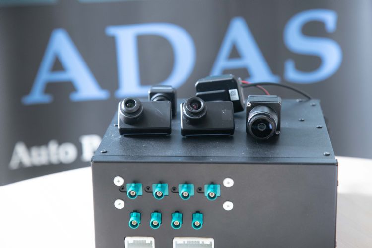 欧特明视觉AI ADAS方案 双轮与商用车皆可使用
