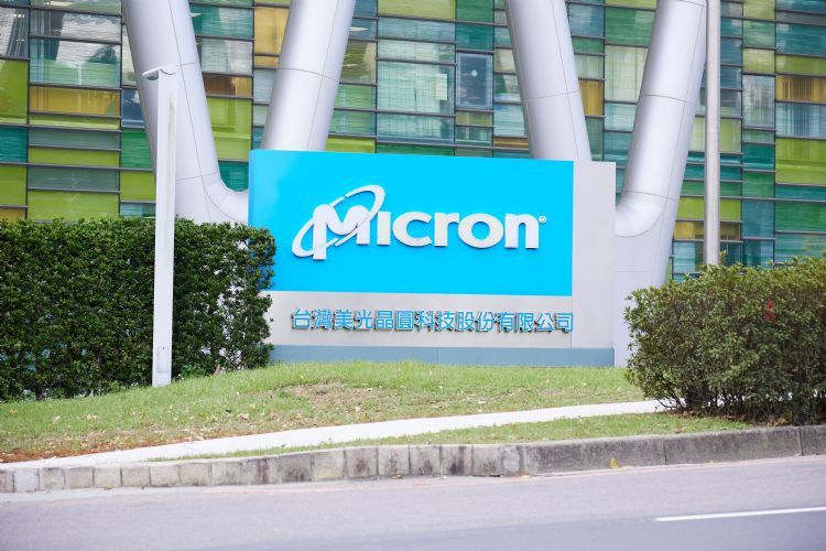 每日椽真：英特尔3纳米释单台积延至4Q24 | 存储器大厂人力缩减暗潮汹涌