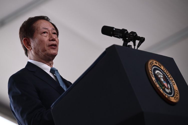 台积电董事长刘德音称美国芯片法案补助有些限制条件，台积电没有办法接受，不能让台湾厂商营运受到负面影响。法新社
