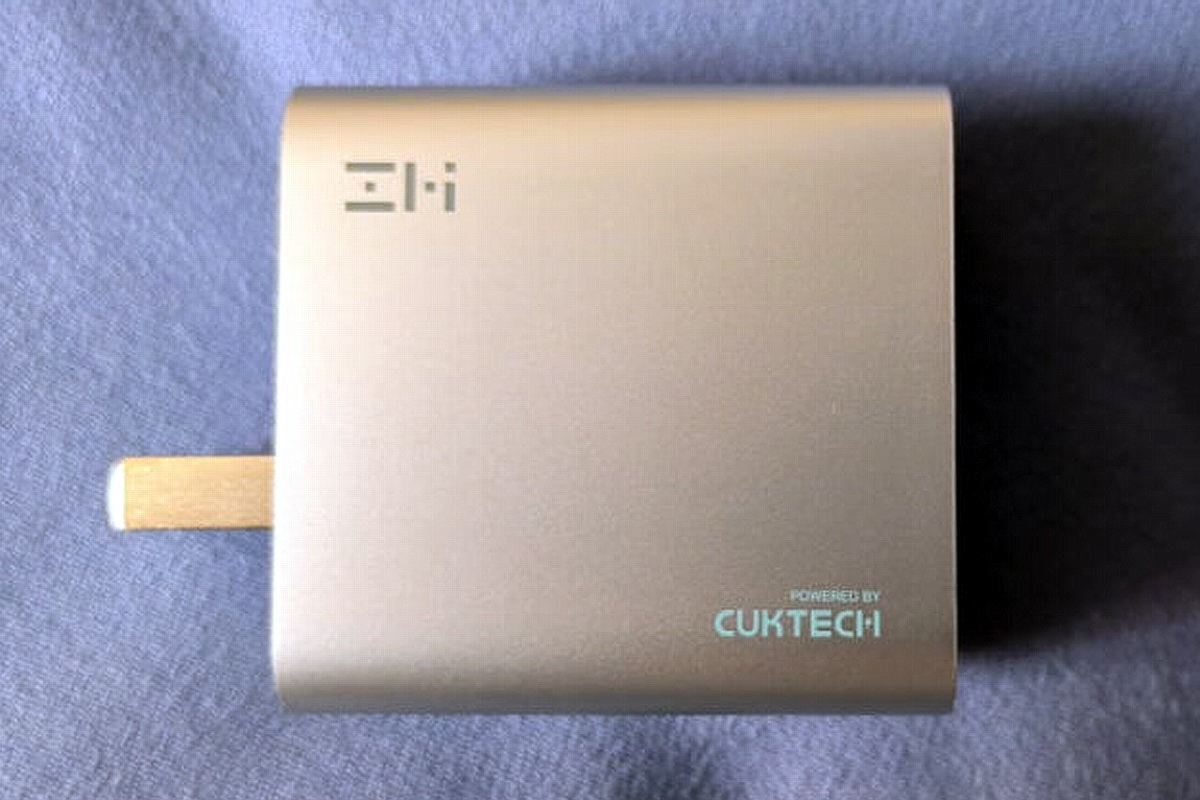 更小更强全面升级！ZMI 67W三口氮化镓充电器新品上市-充电头网