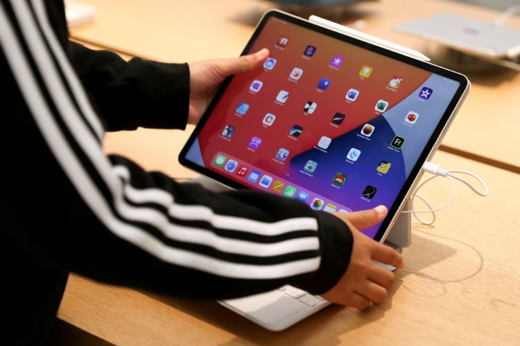 苹果传2024年推11、13寸OLED iPad Pro