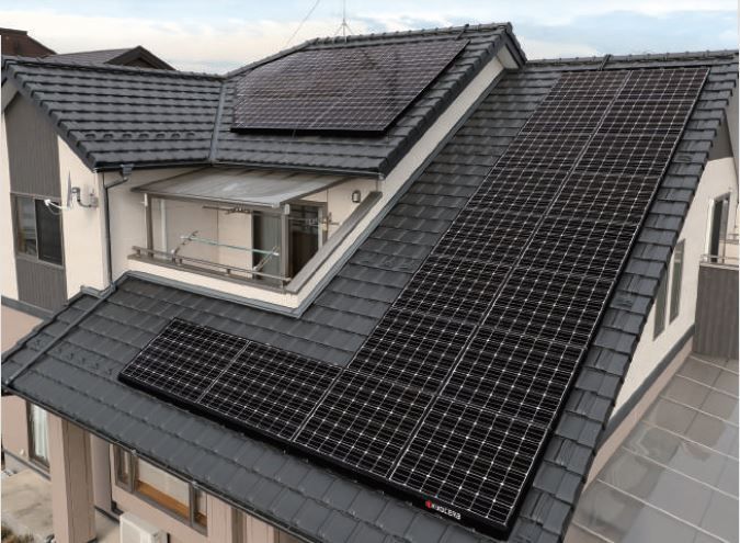 京瓷的太阳能面板已停止在国内天津厂的生产，只保留日本境内的工厂。京瓷