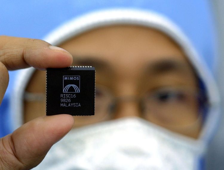 东南亚半导体产业发展具有相当潜力，拥有低劳动力成本、亚洲战略位置等优势，吸引更多国际半导体大厂设厂，其中柬埔寨、新加坡为主要据点。法新社
