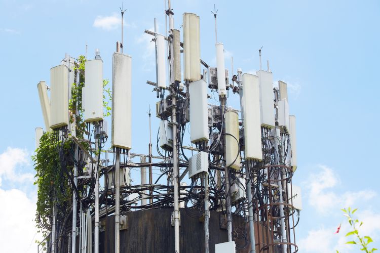 深圳计划2023年增设1万座5G基站
