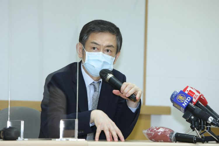 大立光于13日召开季度法说会，林恩平综观第2季拉货情形仍不明朗。图为大立光董事长林恩平。李建梁摄
