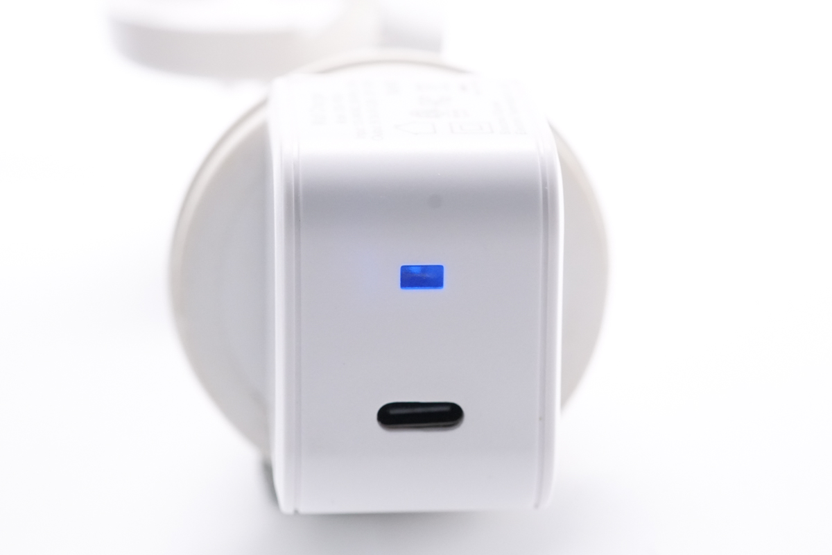 简约设计、六级能效，新冠宝 PD20W充电器-充电头网