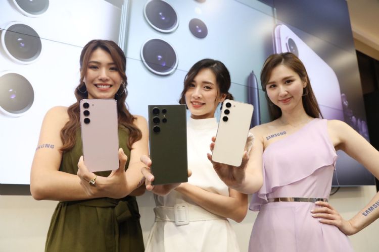 Galaxy S23系列新机正式发表，三星盼高端机带动营运成长。符世旻摄