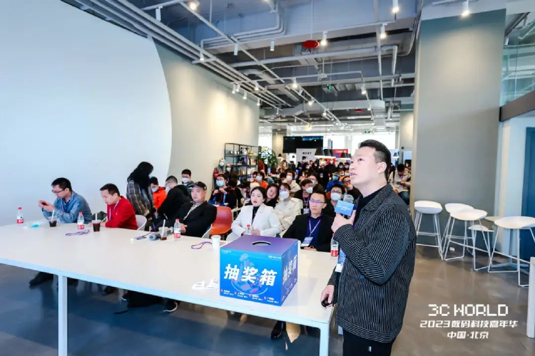行业动态｜华为推出八款UFCS融合快充产品，倍思入驻1700家十足便利店，2023（秋季）亚洲充电展定档8月23-25日-充电头网