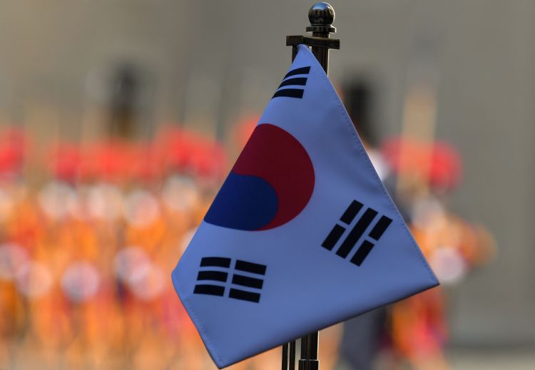 韩国与国内贸易关系向来密切，但在地缘政治夹缝中也难与美国划清界线。法新社