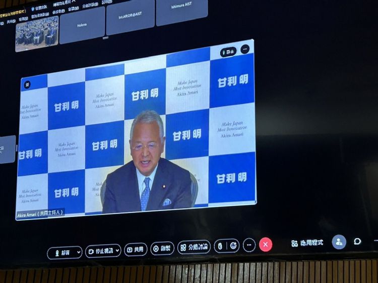 日本自民党半导体战略推进议员联盟会长甘利明指出，日美合组的Rapidus，将开放给所有半导体产业关键业者参与。符世旻摄