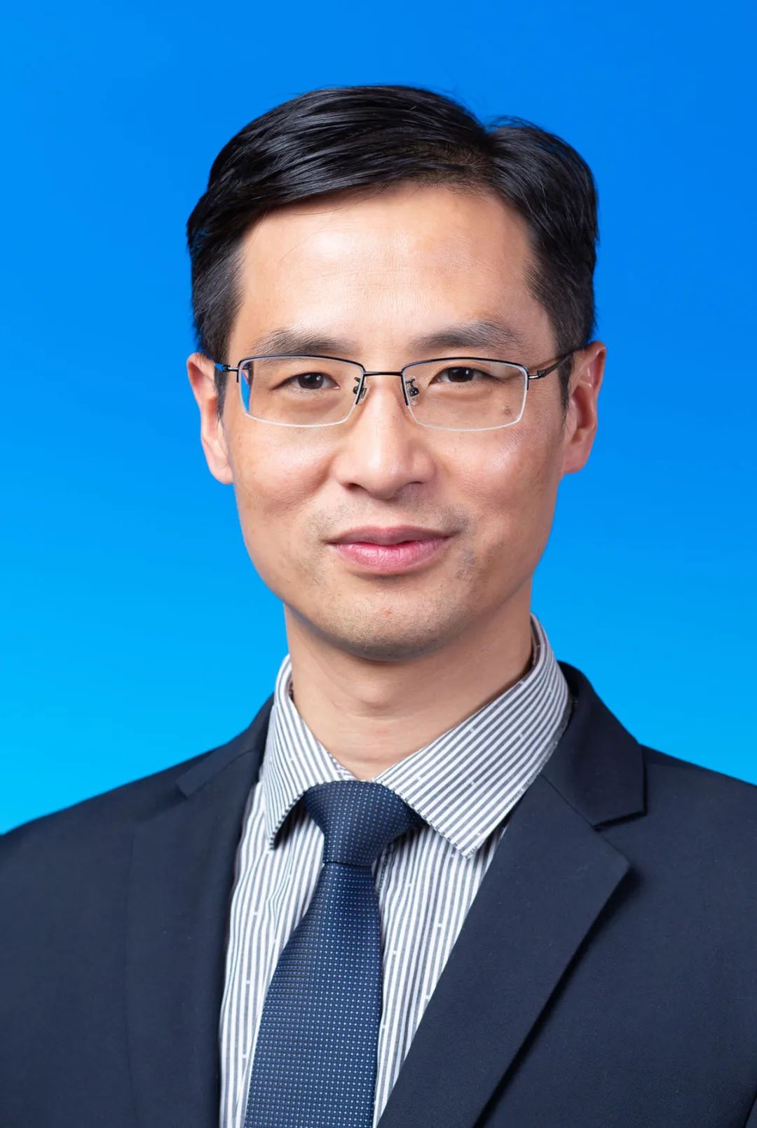 美光聘请杨伟东担任美光西安副总裁 负责集成电路与模组封测业务