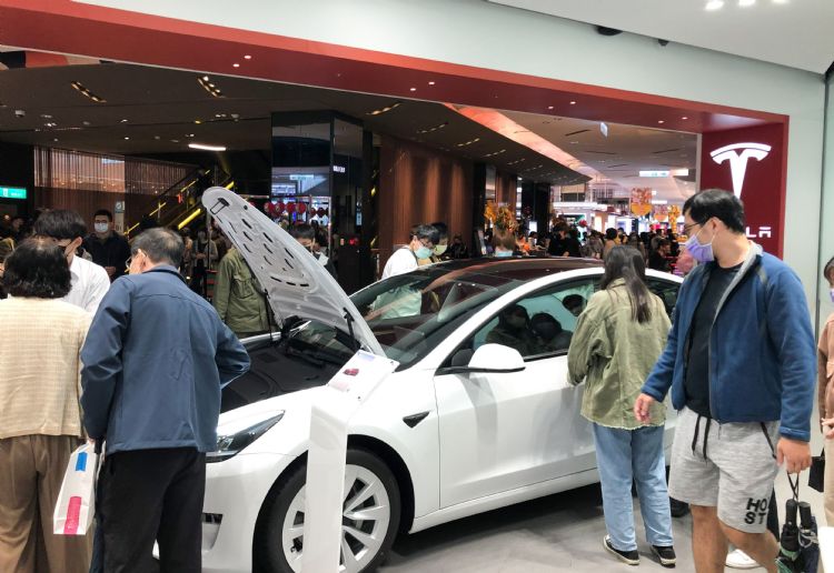 Tesla降价恐挤压国内造车新势力年度表现。符世旻摄