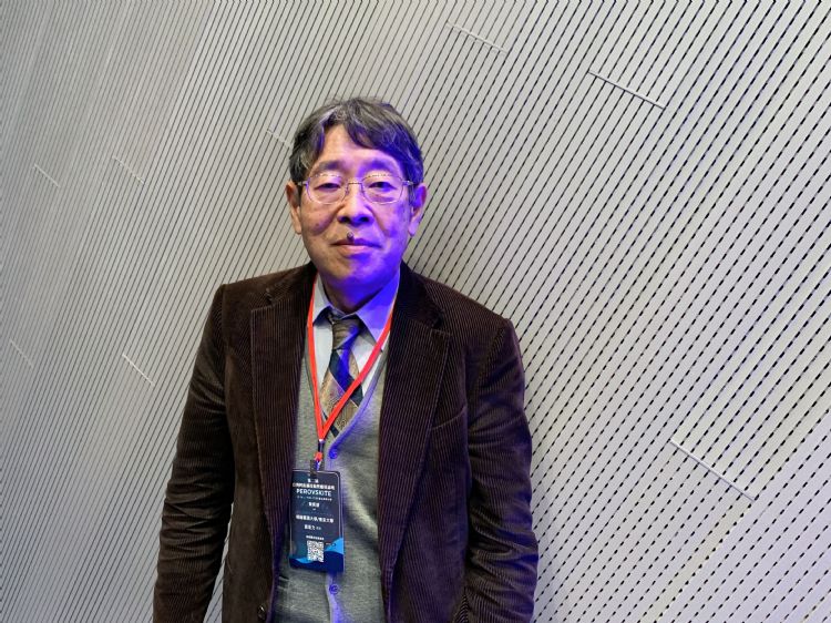 日本化学家暨日本桐荫横滨大学教授宫坂力16日受邀出席「第二届台湾钙钛矿技术暨应用论坛」。黄立安摄