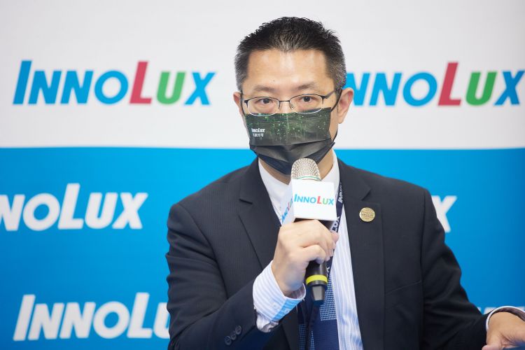 群创携手供应链减碳 洪进扬：碳排放已成有价成本