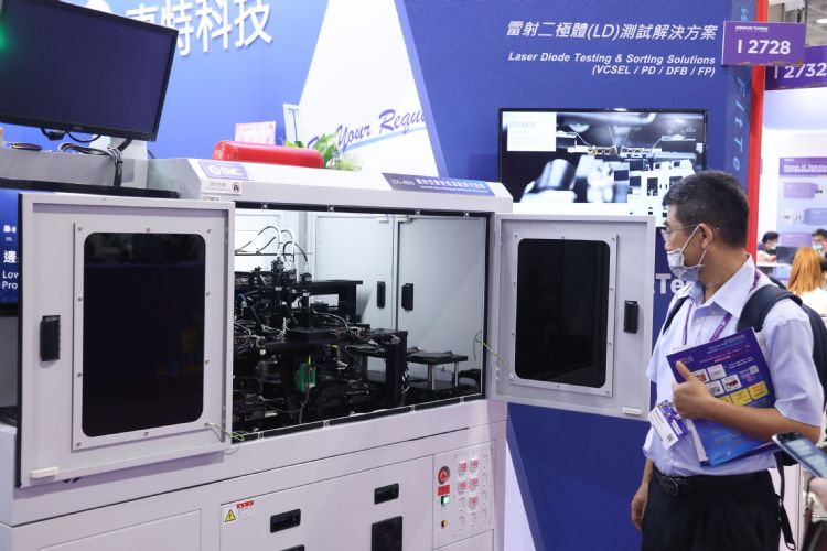 惠特看淡2023年LED市场及设备需求，冲刺雷射加工等半导体新产品布局。符世旻摄
