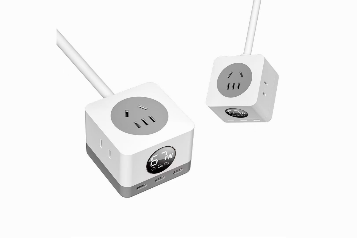 3C口不减配，超越期待高效充电，新斯宝67W USB-C快充插座-充电头网