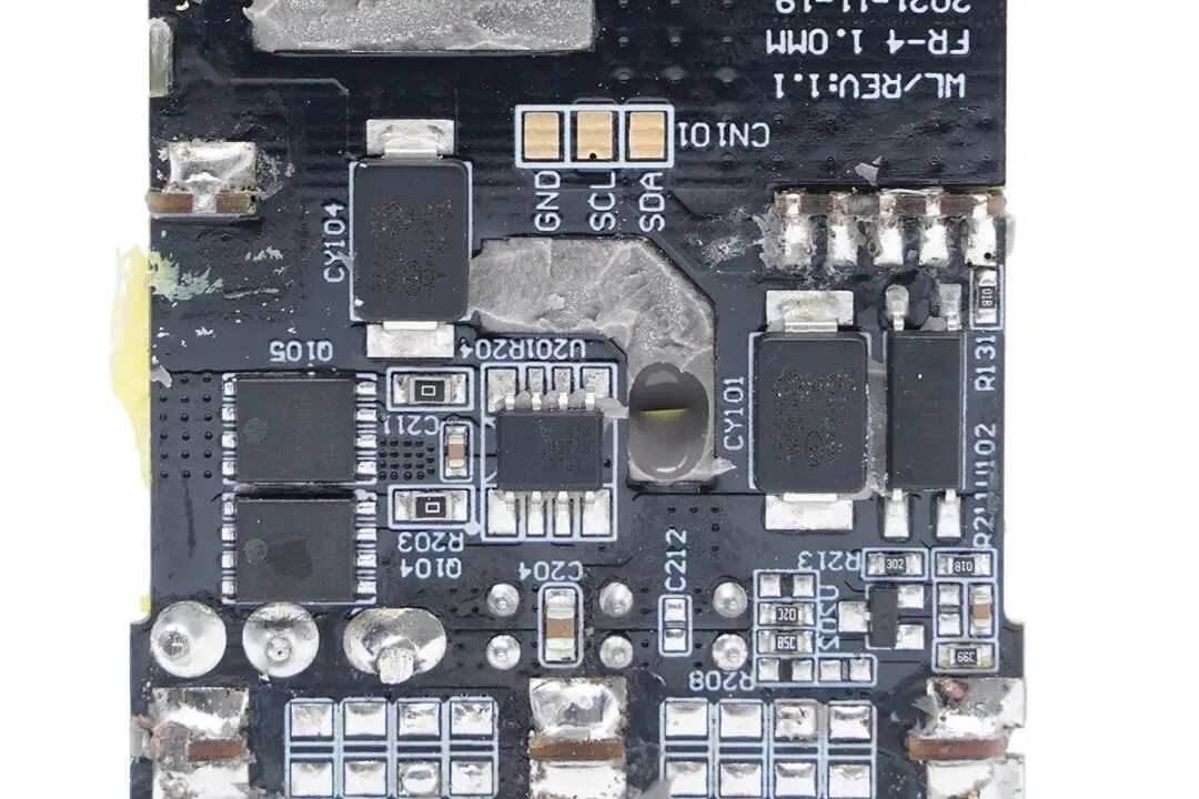 高频高动态，华羿微电DynaMOS系列产品助力倍思氮化镓插座设计-充电头网