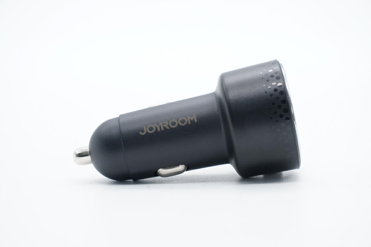 双设备快充，旅途满血复活，JOYROOM 53W 车充评测-充电头网