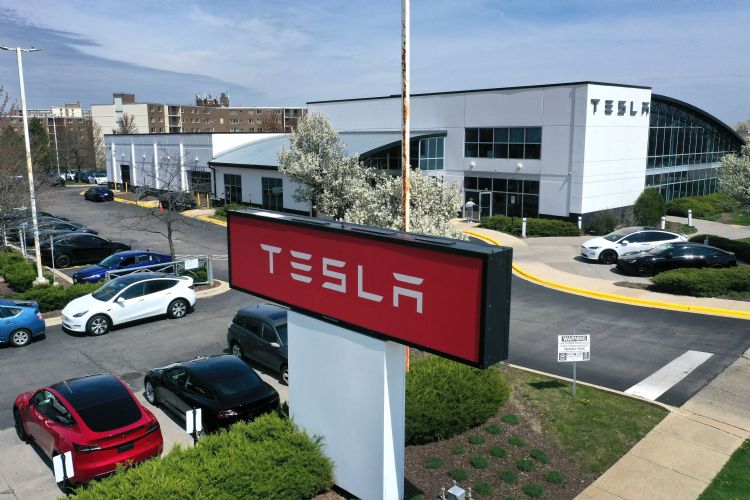 Tesla资本支出再增10亿美元 传上海厂将首供北美市场