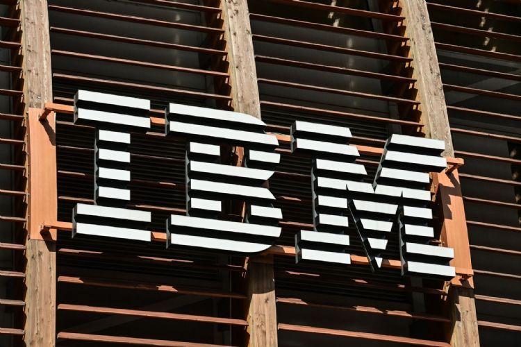 每日椽真：罕见! IBM在台启动10年来最大征才计划 | NVIDIA降规A800大单陆续落袋