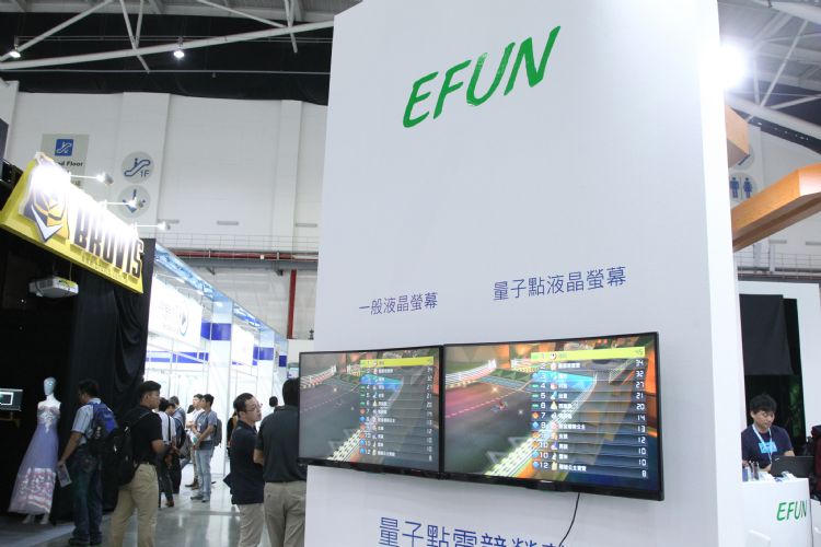 迎辉开发高附加价值膜材技术，并加速新产品与新事业布局。李建梁摄