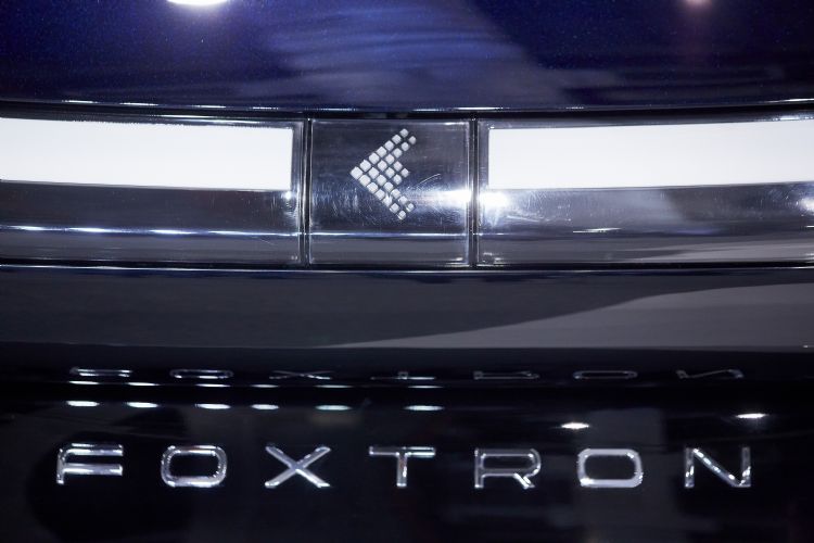 富士康新款EV催油门 台系MOSFET、二极管抢上车