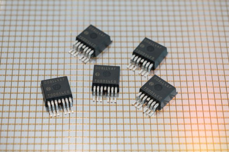 美参议员提案放宽使用国内半导体限制