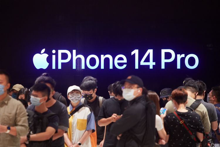 iPhone 14 Pro销售状况未见退烧，将为台系苹果供应链带来营运动能。李建梁摄