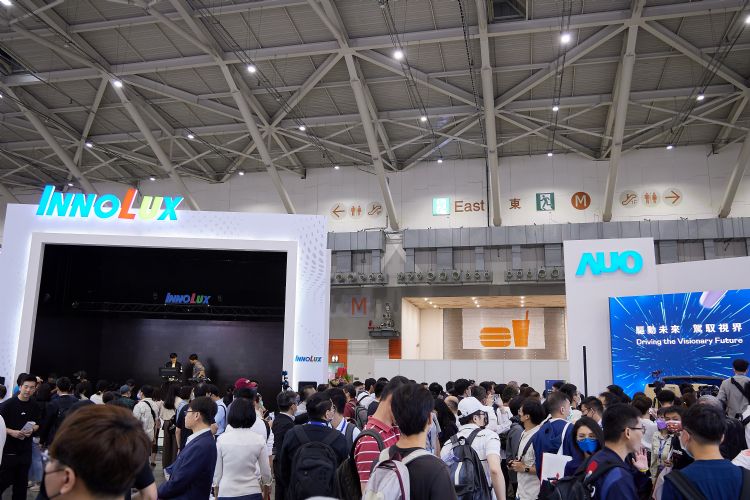 面板双虎第2季出货优于法说会预期。李建梁摄（数据照）