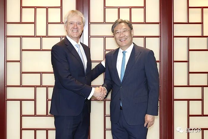 商务部部长王文涛会见荷兰ASML全球总裁：希望阿斯麦坚定对华贸易投资合作信心!