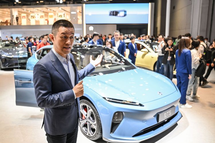 蔚来李斌：Tesla受国内礼遇 国内电动车进军美却困难重重