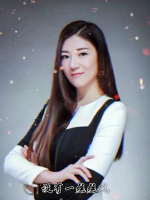 少年的你 还记得那天照相，老师说我穿裙子烧包，那天拍照30度我穿了个马甲，差点中暑老师