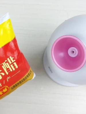 趁悍妻不在家，赶紧拆开她的美容仪看看。。。 这个视频有点料 涨知识