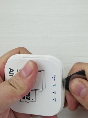 拆解无线读卡器，感觉现代产品没有个无线功能都不好意思出厂了