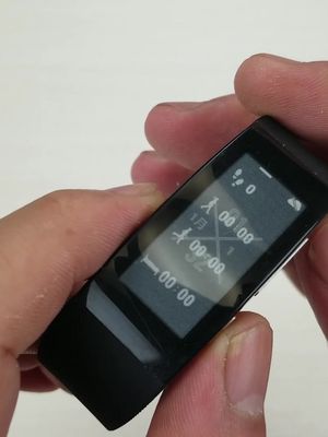 拆解索尼未在国内上市的墨水屏手环，5年前的产品竟然支持通话