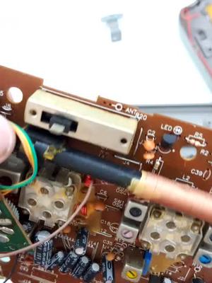 拆解德生数码收音机 03数码