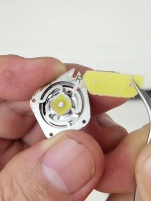 拆解骨传导耳机，看看内部的构造和工作原理是什么 涨知识