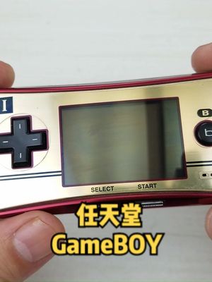 拆解任天堂GameBoy游戏机，那么可爱就帮它做个内外清洁吧