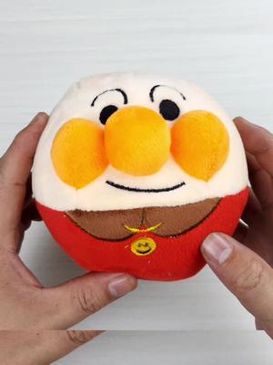 会自己蹦离地面的毛绒玩具