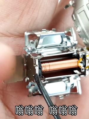拆解OPPO的蓝牙游戏手柄，看看里面线性马达是什么工作原理 涨知识