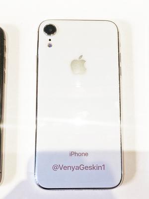 双卡双待！富士康临时工：4款新iPhone正在量产！